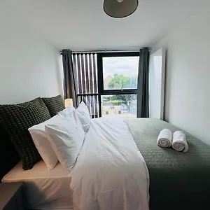 Ft5 Brick Lane Apartment London